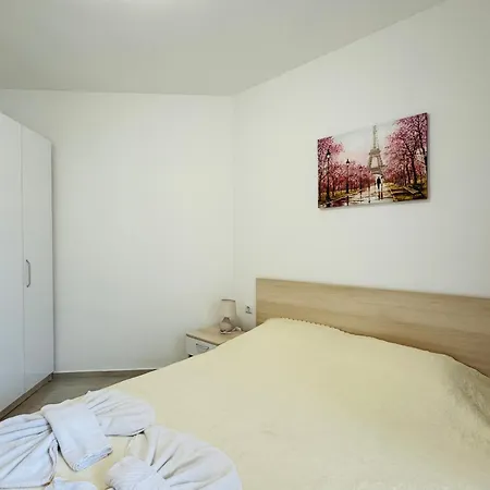 Horizon 17 'б' Apartment *